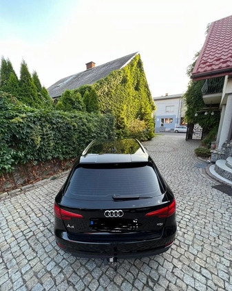 Audi A4 cena 59900 przebieg: 201000, rok produkcji 2016 z Łobez małe 352